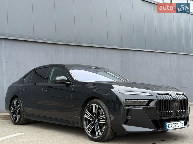 Седан BMW 7 Series 2025 в Киеве