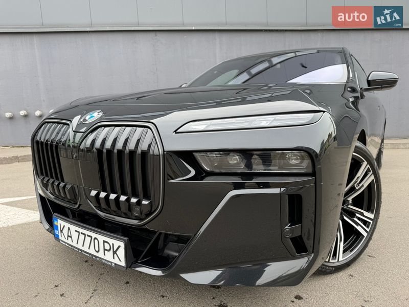Седан BMW 7 Series 2025 в Киеве