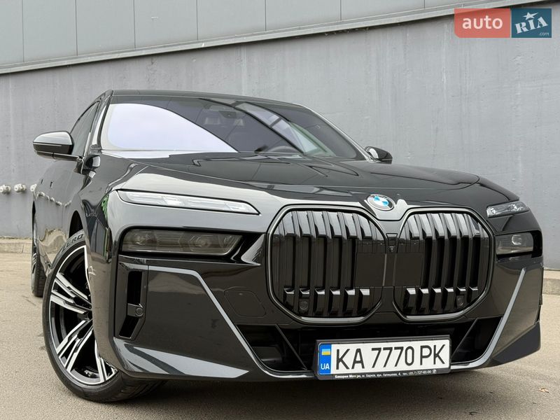 Седан BMW 7 Series 2025 в Киеве