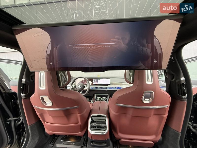 Седан BMW 7 Series 2025 в Киеве