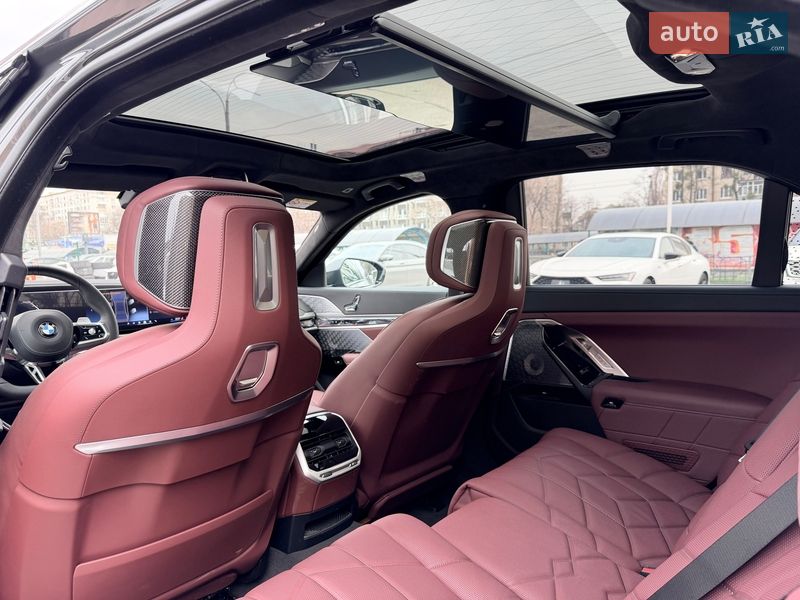 Седан BMW 7 Series 2025 в Києві