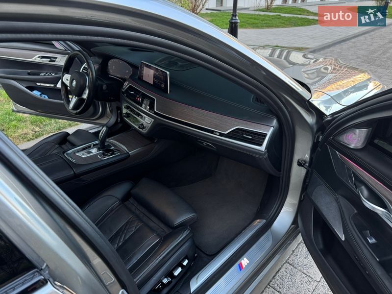 Седан BMW 7 Series 2019 в Києві