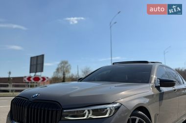 Седан BMW 7 Series 2022 в Чернигове