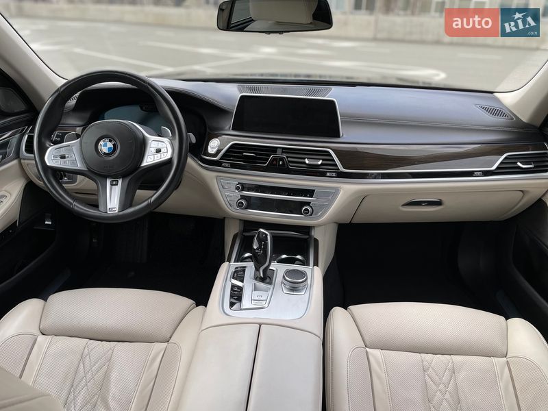 Седан BMW 7 Series 2019 в Києві
