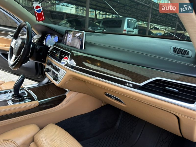 Седан BMW 7 Series 2016 в Одесі