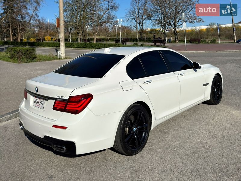 Седан BMW 7 Series 2014 в Запоріжжі