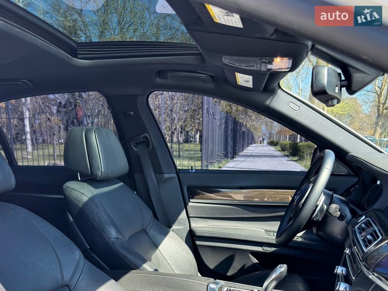 Седан BMW 7 Series 2014 в Запоріжжі