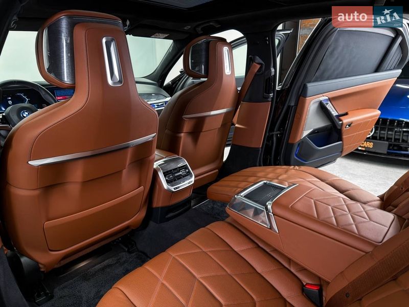 Седан BMW 7 Series 2023 в Києві фото 38 Седан BMW 7 Series 2023 в Києві