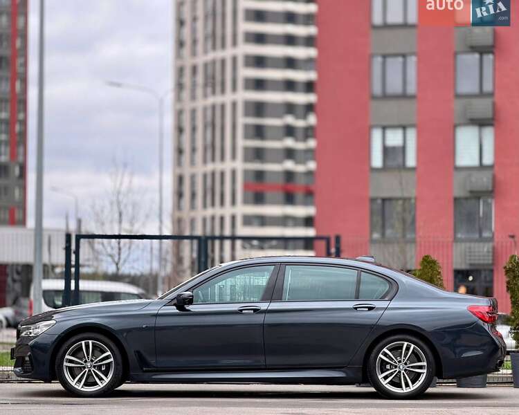 Седан BMW 7 Series 2015 в Киеве фото 10 Седан BMW 7 Series 2015 в Киеве