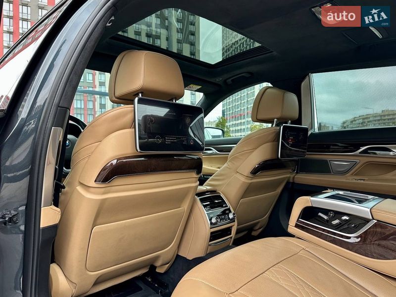 Седан BMW 7 Series 2015 в Киеве фото 39 Седан BMW 7 Series 2015 в Киеве
