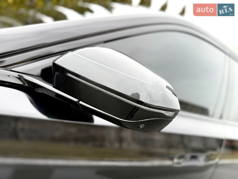 Седан BMW 7 Series 2023 в Києві