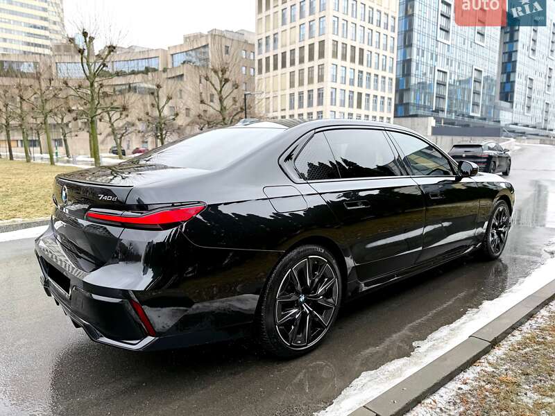 Седан BMW 7 Series 2023 в Києві