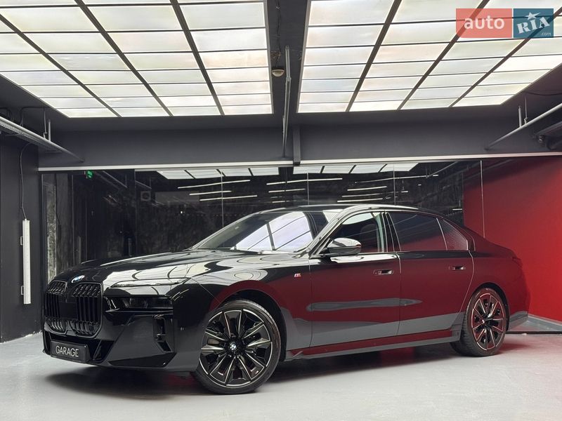Седан BMW 7 Series 2024 в Киеве