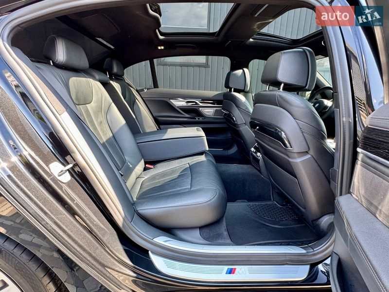 Седан BMW 7 Series 2018 в Києві