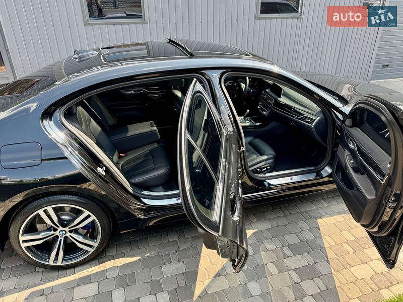 Седан BMW 7 Series 2018 в Києві