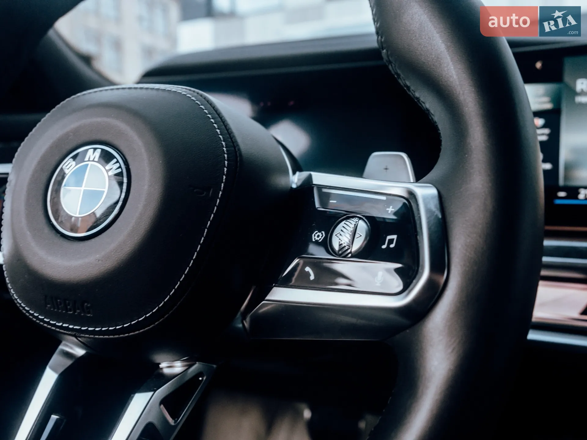 BMW 7 Series 2023 VIN WBA23EH03PCN77869 фото оголошення 22 з 26