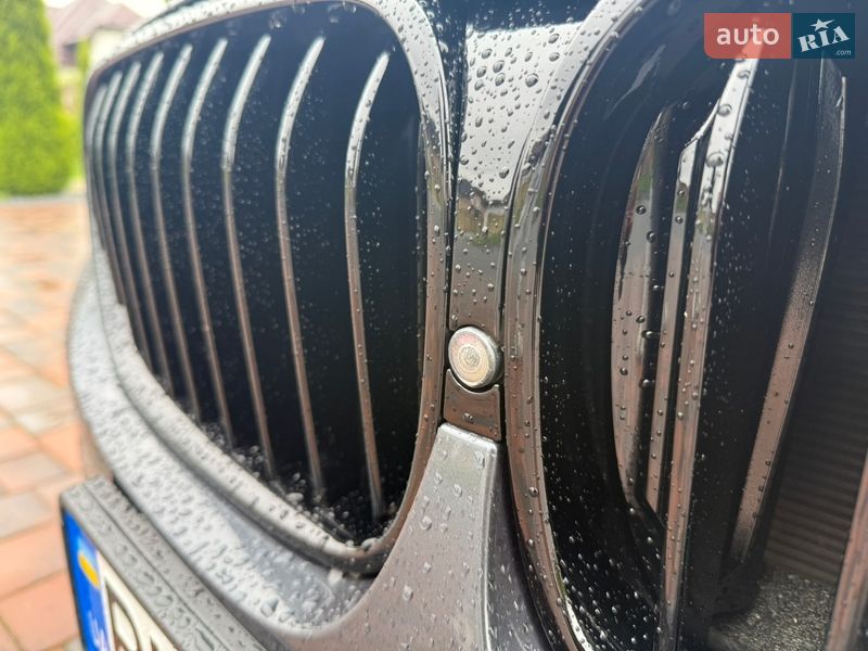 Седан BMW 7 Series 2015 в Ровно