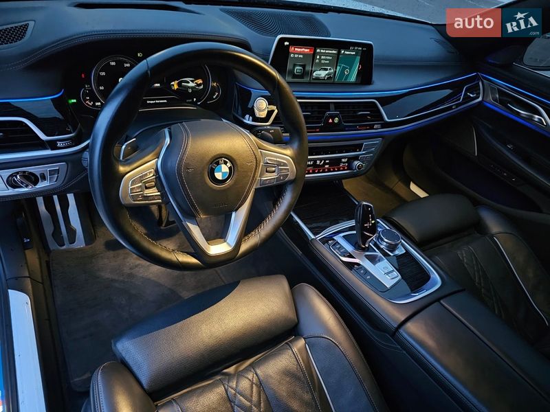 Седан BMW 7 Series 2018 в Новомосковске фото 15 Седан BMW 7 Series 2018 в Новомосковске