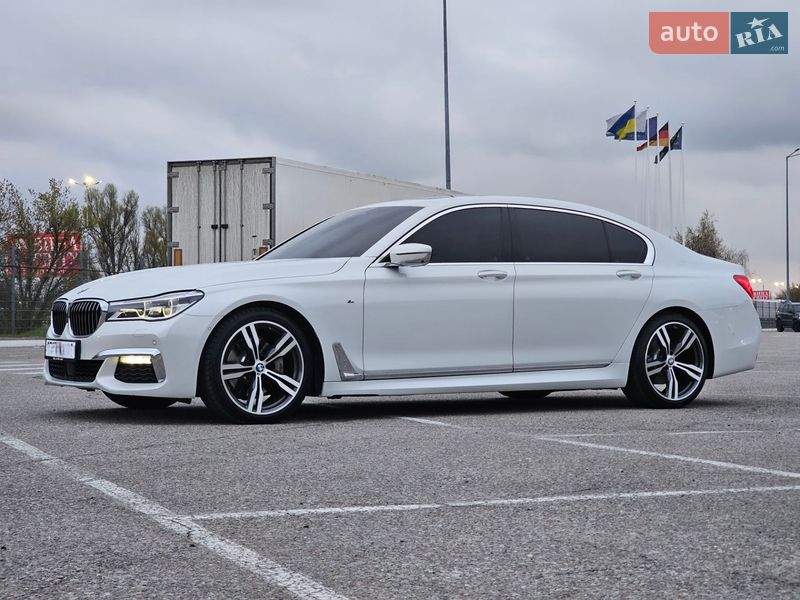 Седан BMW 7 Series 2018 в Новомосковске фото 43 Седан BMW 7 Series 2018 в Новомосковске