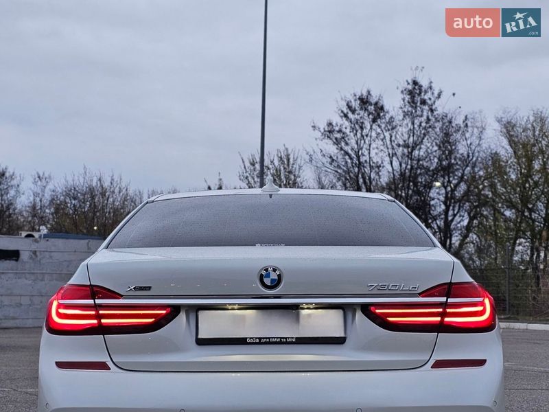 Седан BMW 7 Series 2018 в Новомосковске