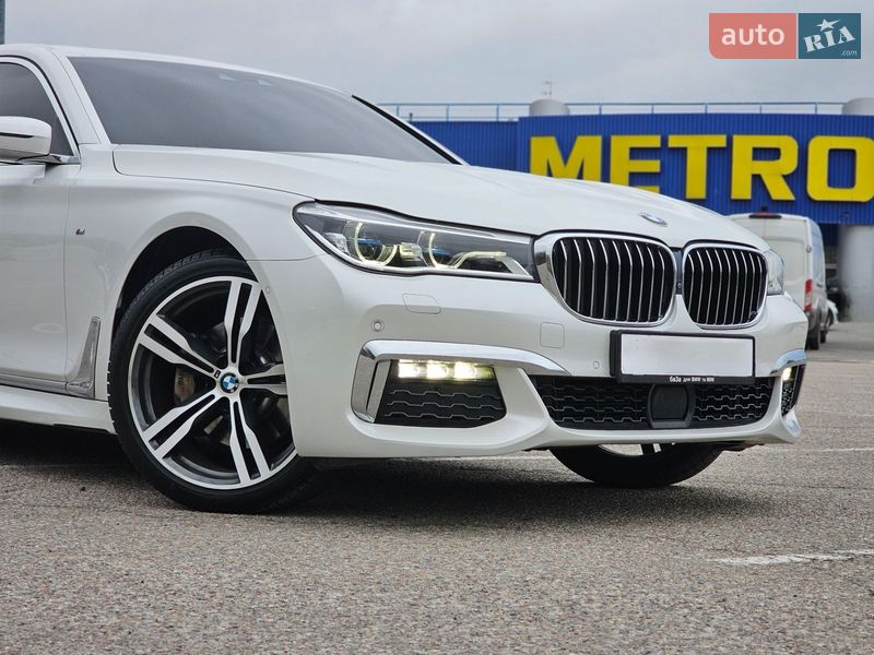 Седан BMW 7 Series 2018 в Новомосковске