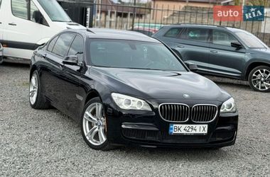 Седан BMW 7 Series 2012 в Сарнах