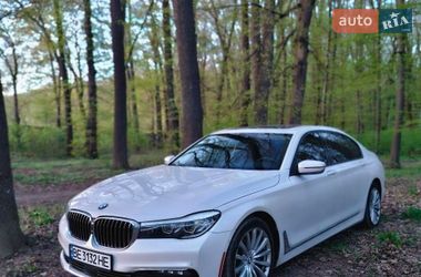Седан BMW 7 Series 2015 в Виннице