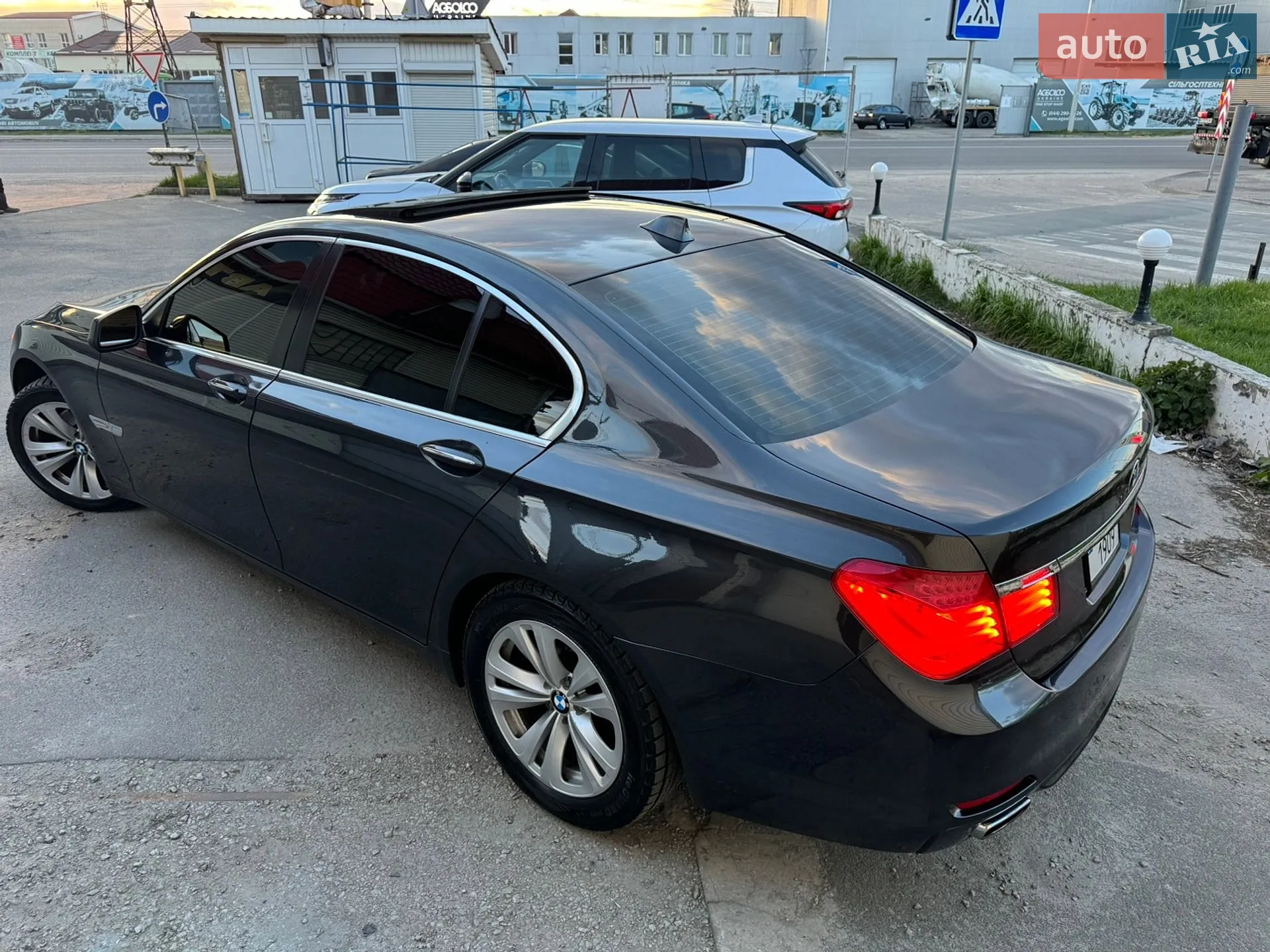 2010 BMW 7er - мініатюра 11