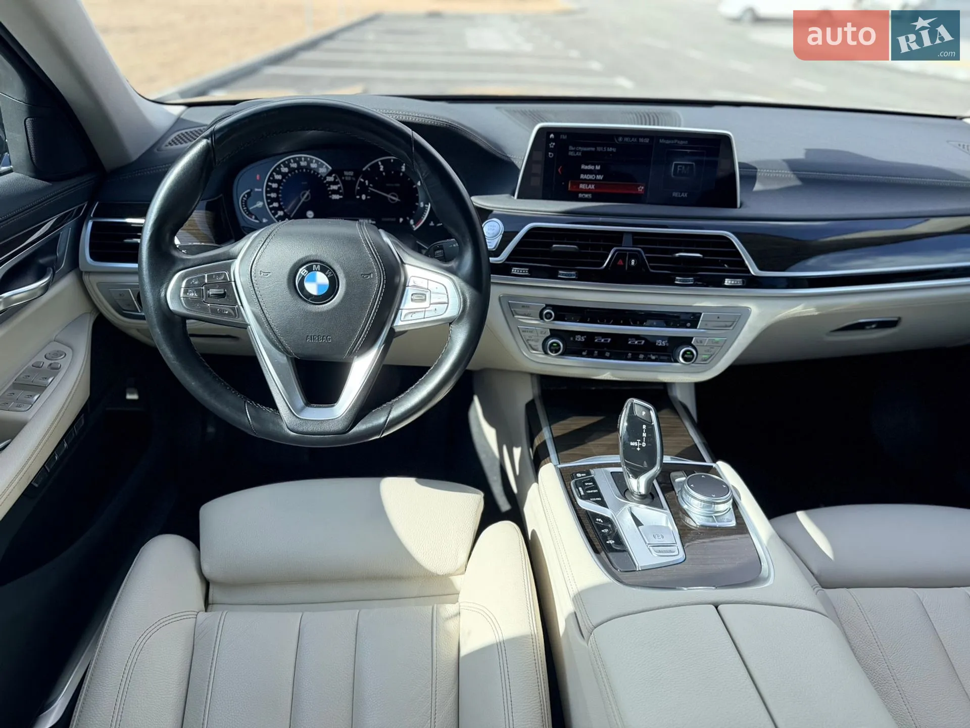 2017 BMW 7er - мініатюра 12