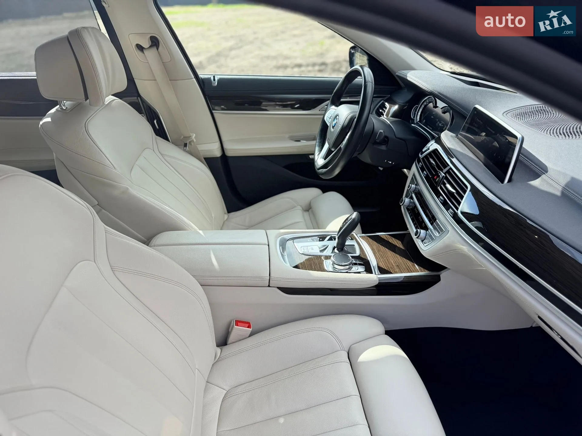 2017 BMW 7er - мініатюра 14