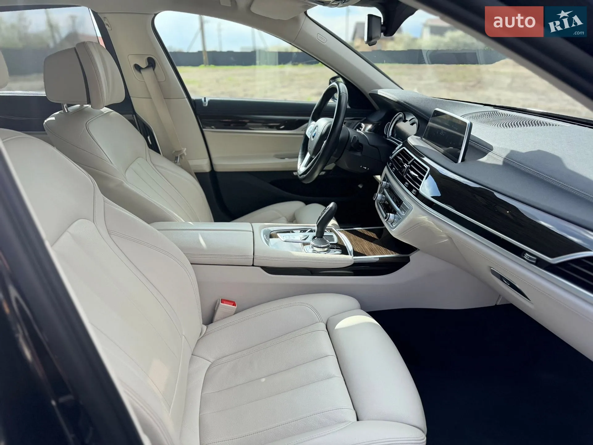 2017 BMW 7er - мініатюра 13