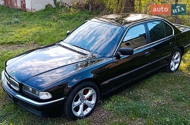 Седан BMW 7 Series 1997 в Бурштині
