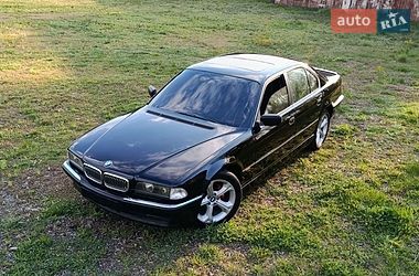Седан BMW 7 Series 1997 в Бурштині