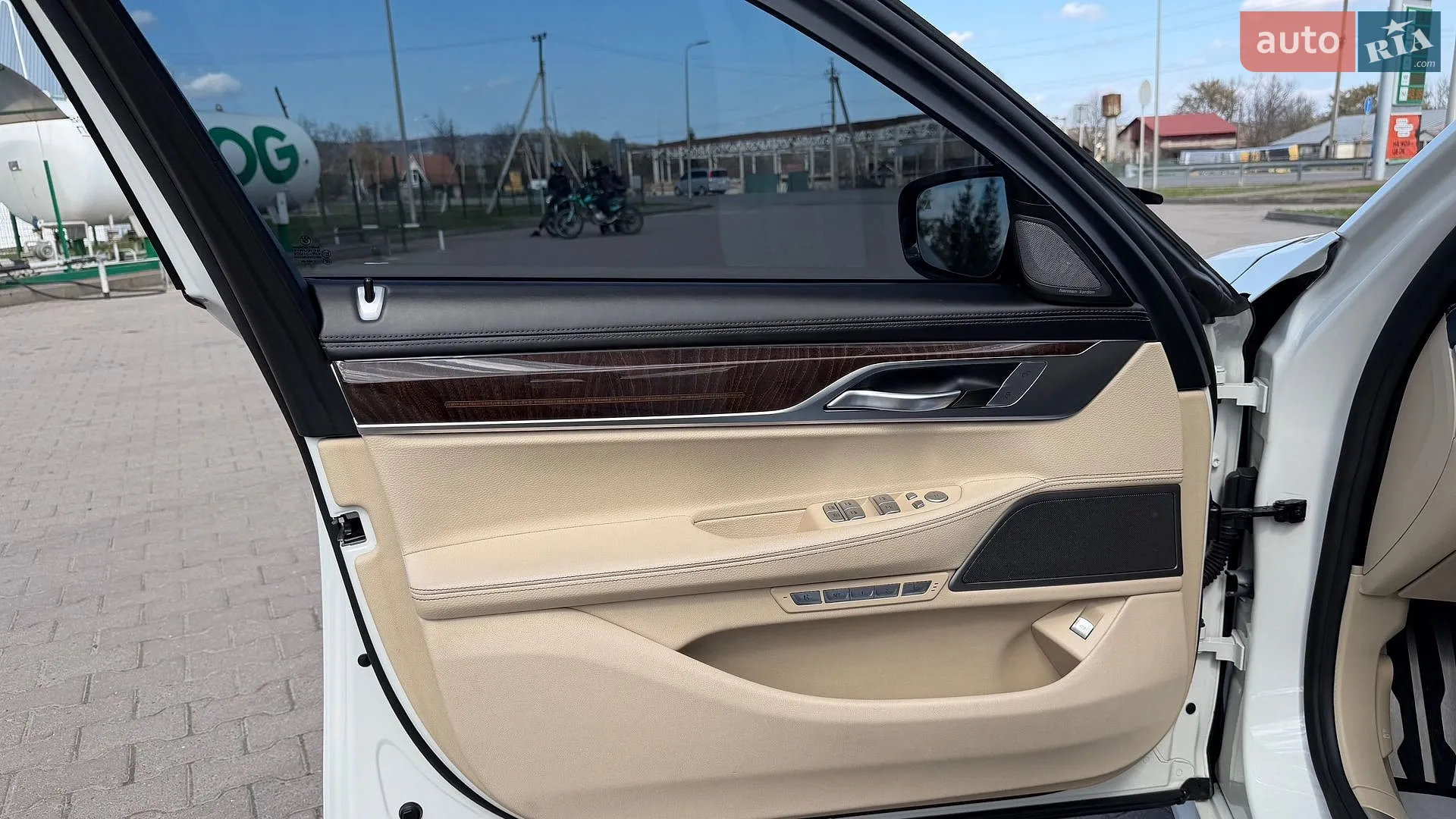 2015 BMW 7er - мініатюра 8