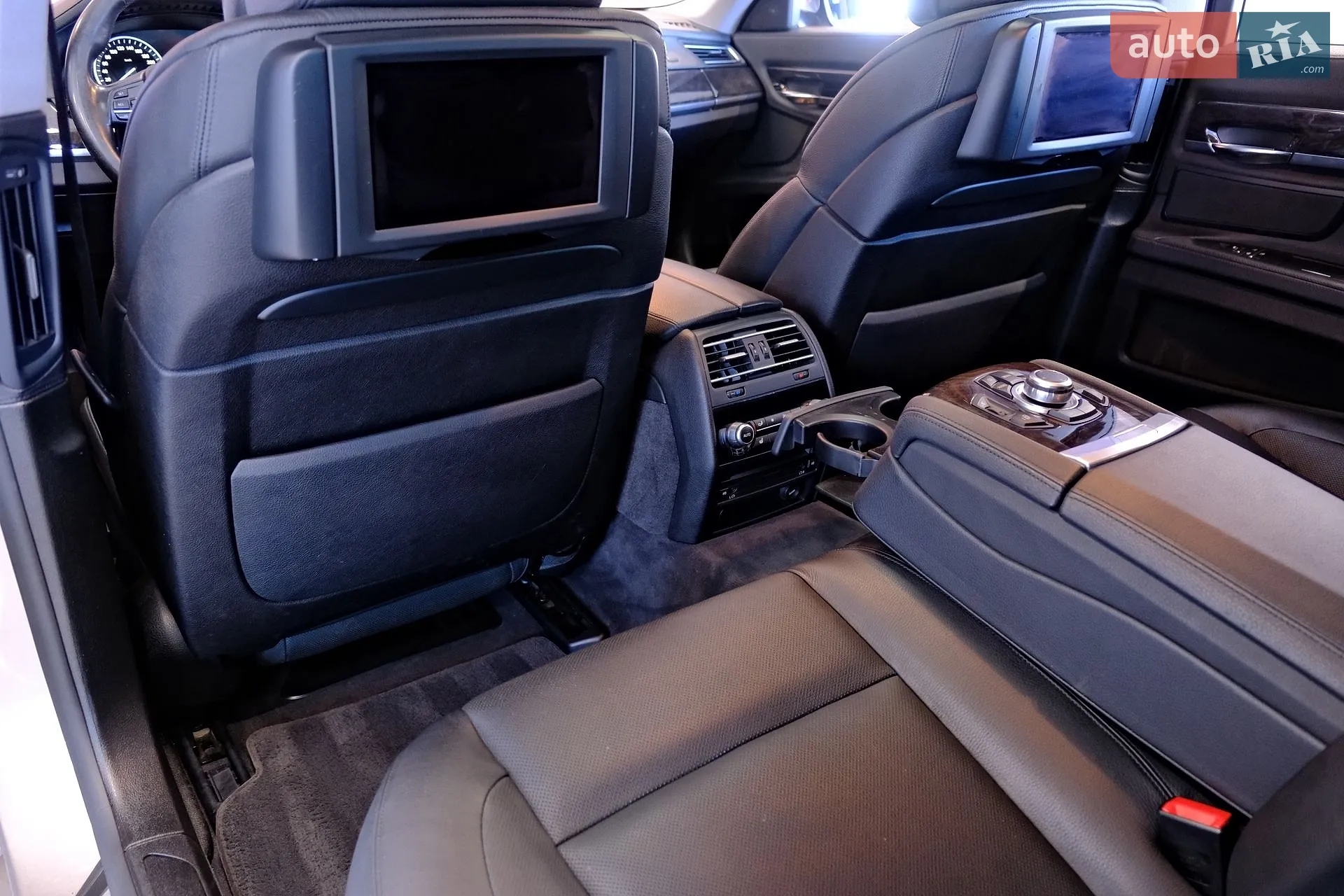 2011 BMW 7er - мініатюра 33