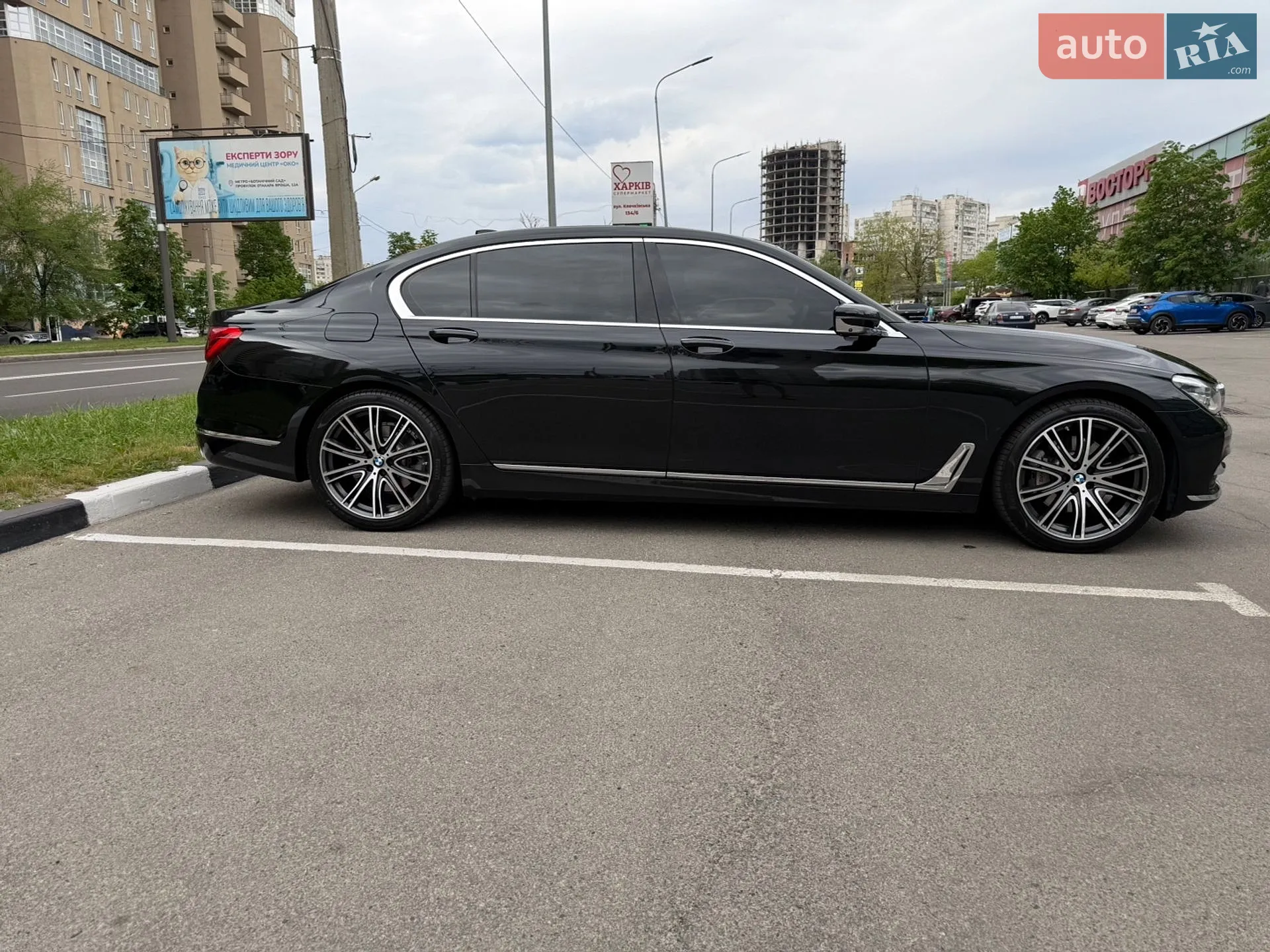 2017 BMW 7er - мініатюра 8