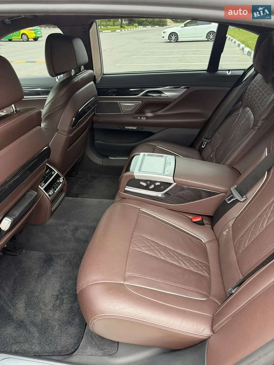 2017 BMW 7er - мініатюра 15