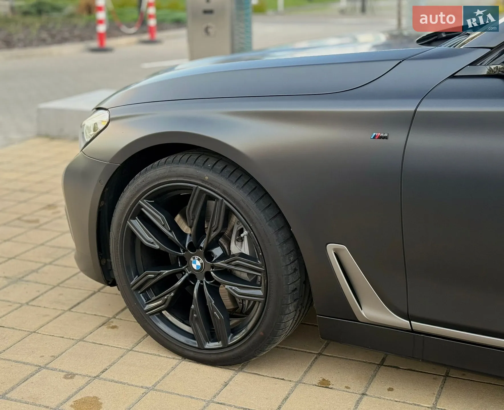 2015 BMW 7er - мініатюра 15
