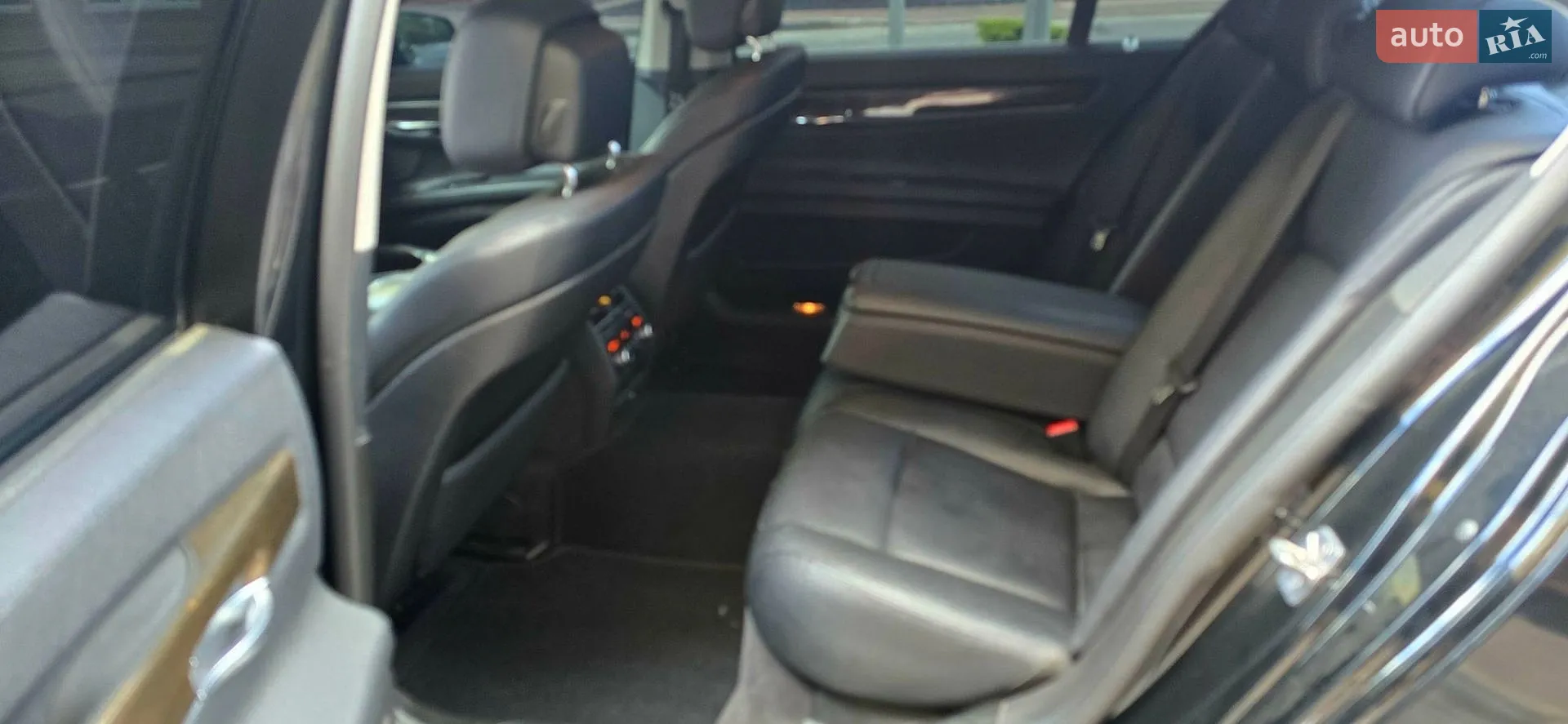 2012 BMW 7er - мініатюра 18