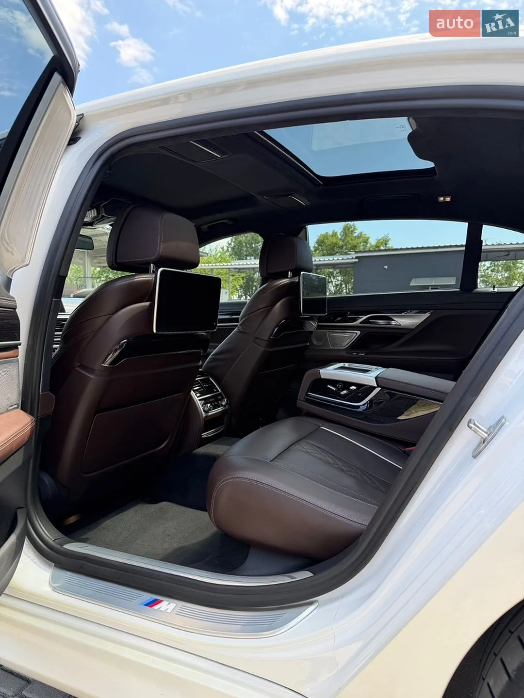 2018 BMW 7er - мініатюра 7