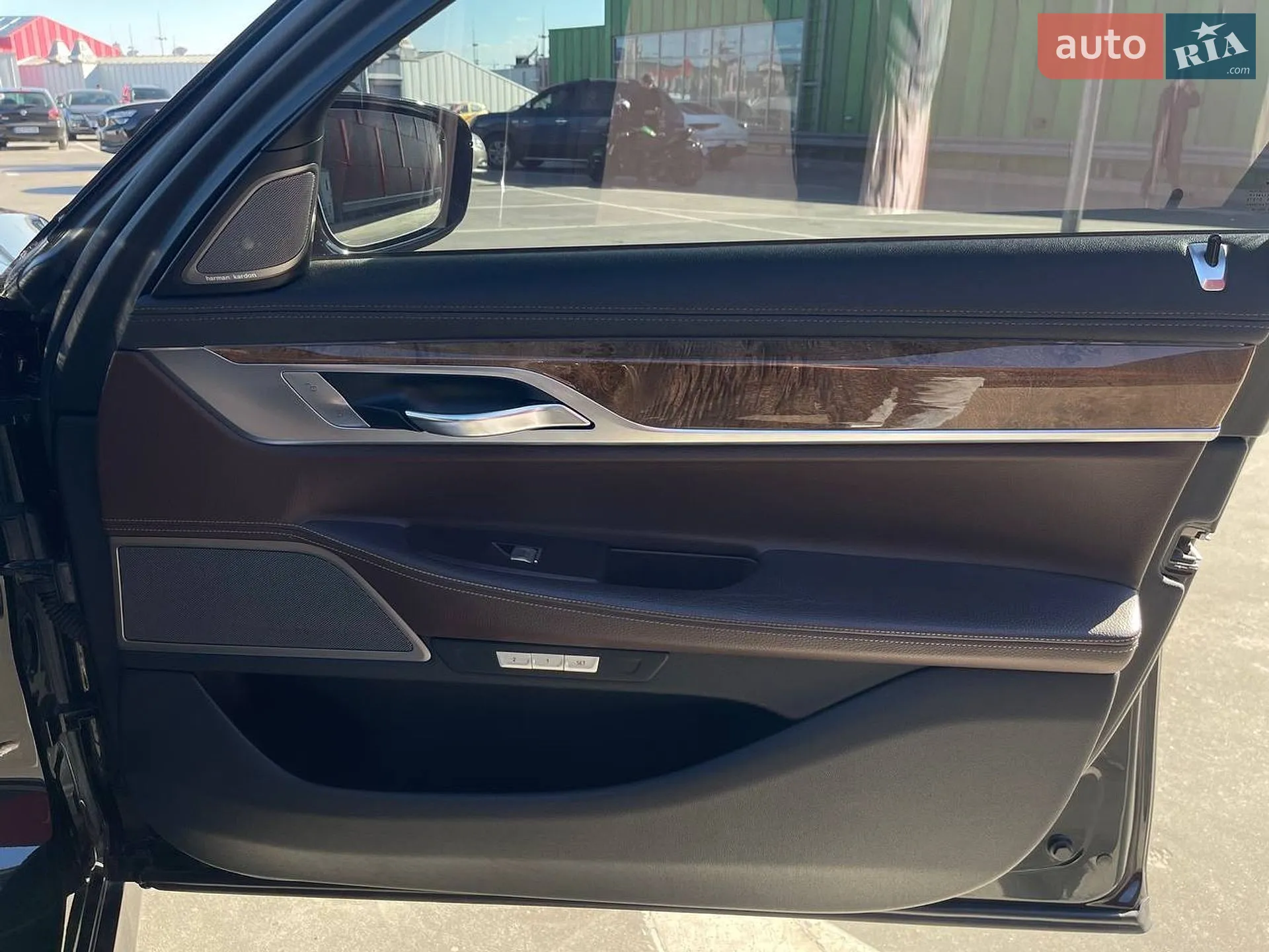 2016 BMW 7er - мініатюра 22