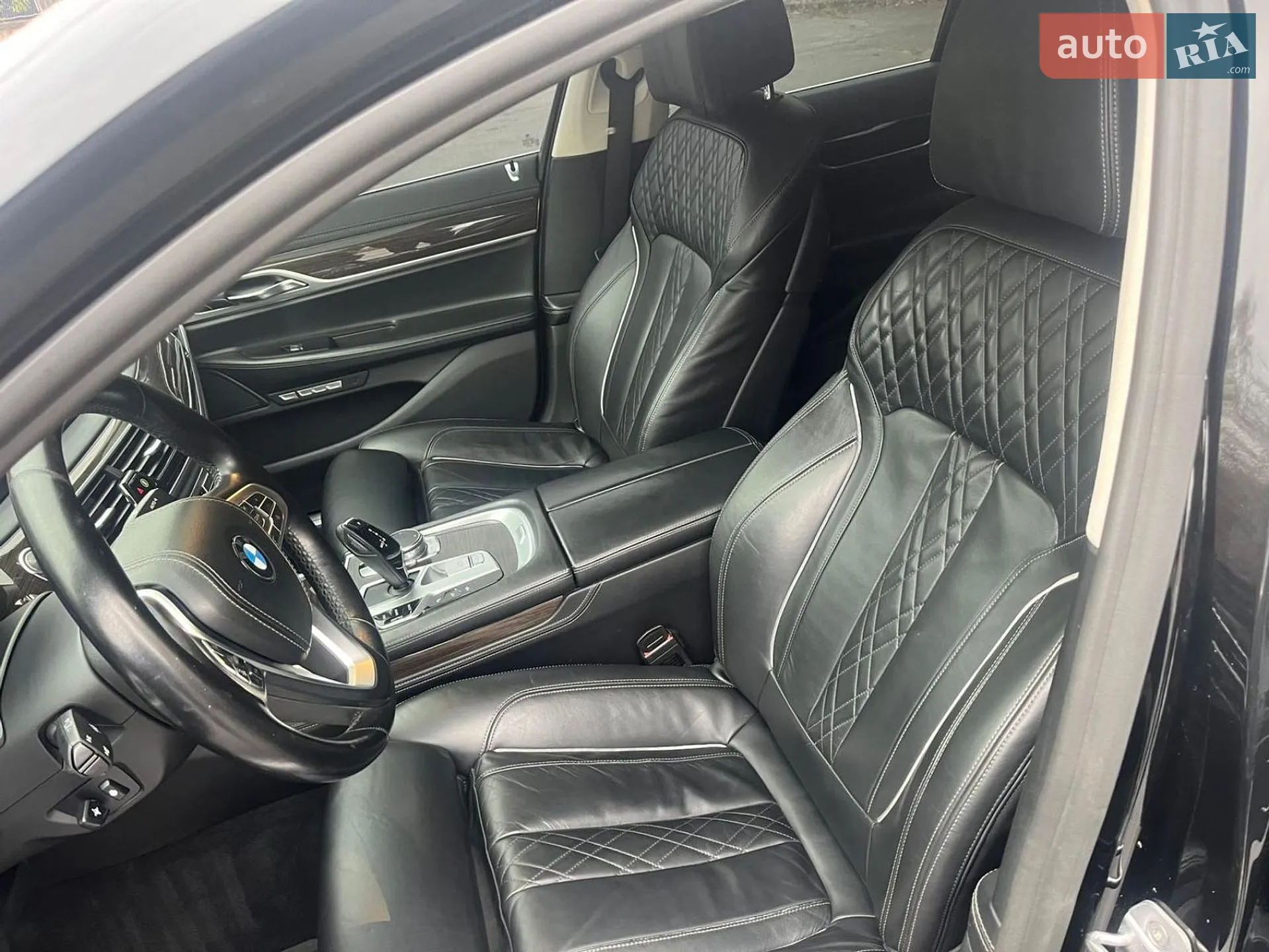 2016 BMW 7er - мініатюра 16
