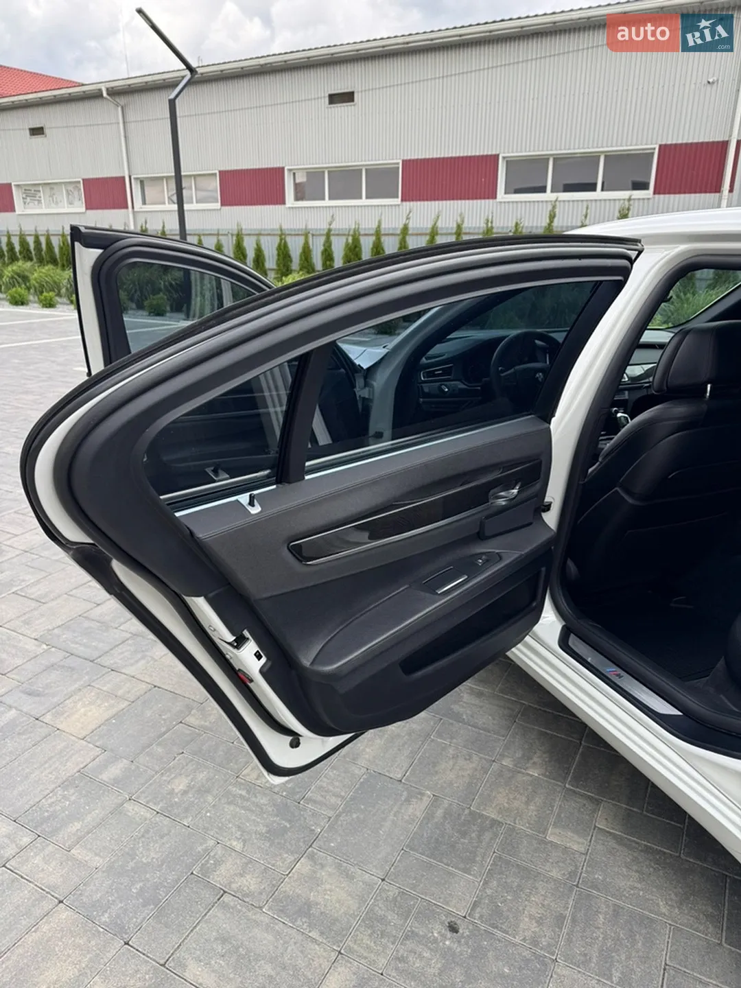 2013 BMW 7er - мініатюра 19