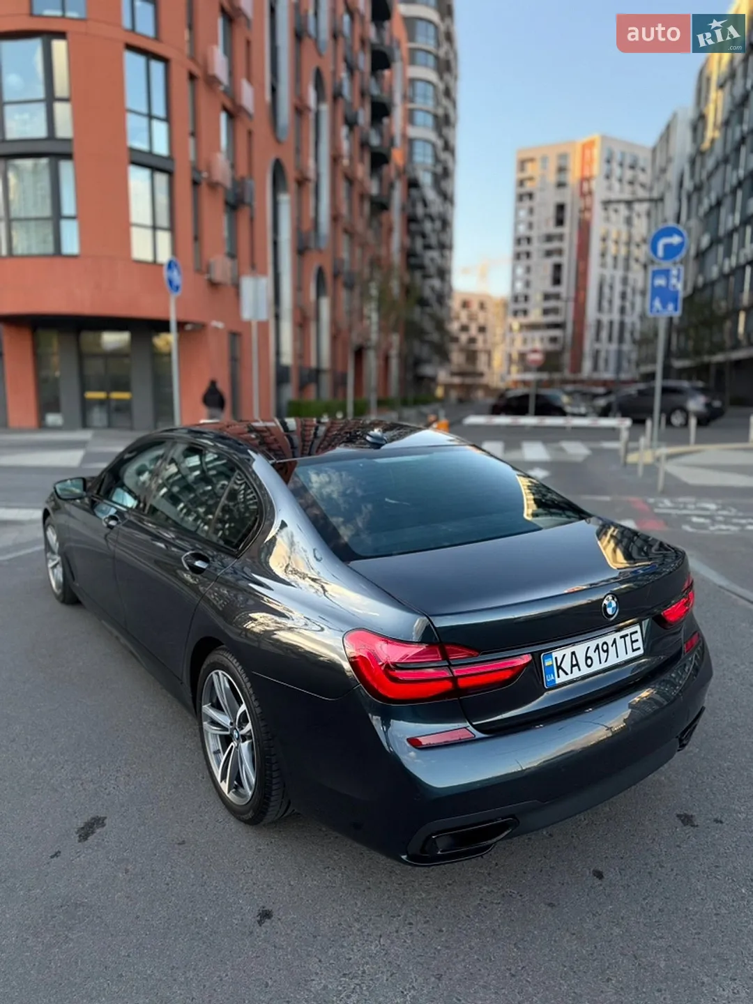 2015 BMW 7er - мініатюра 14