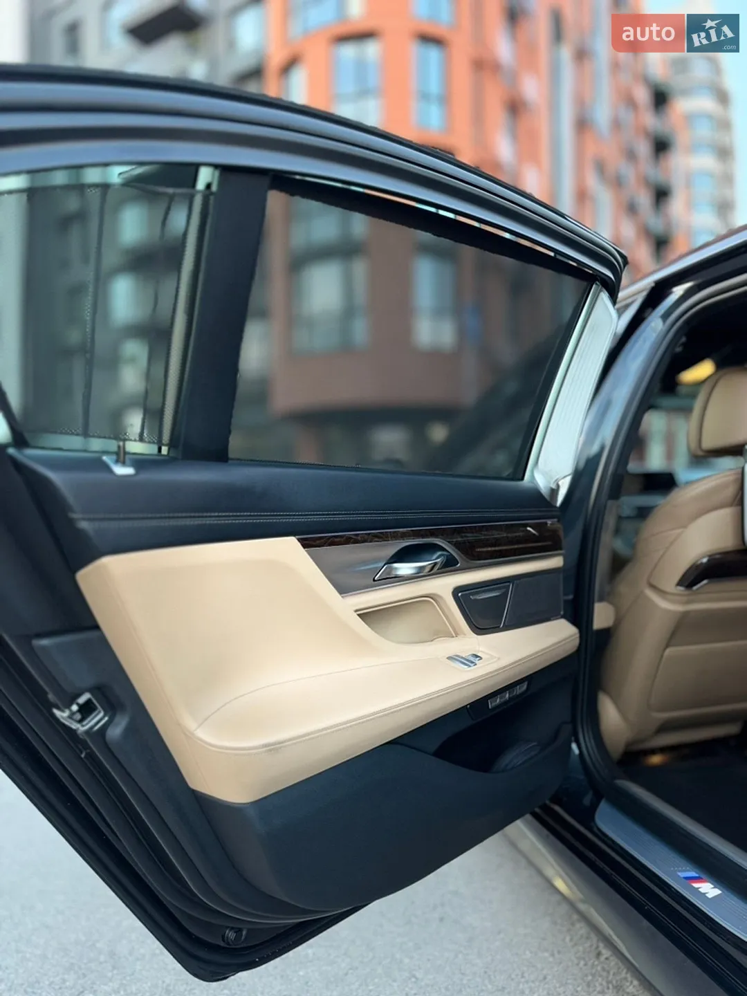 2015 BMW 7er - мініатюра 24