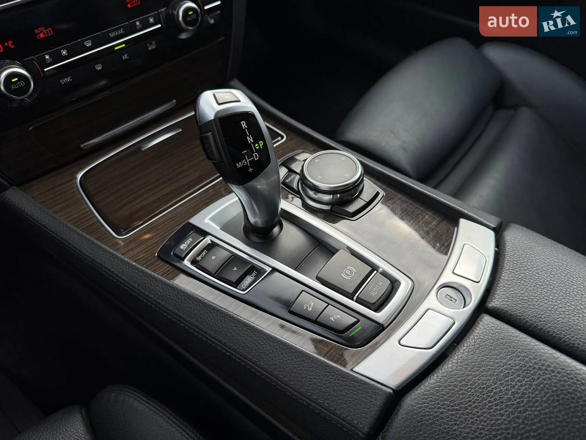 2015 BMW 7er - мініатюра 21