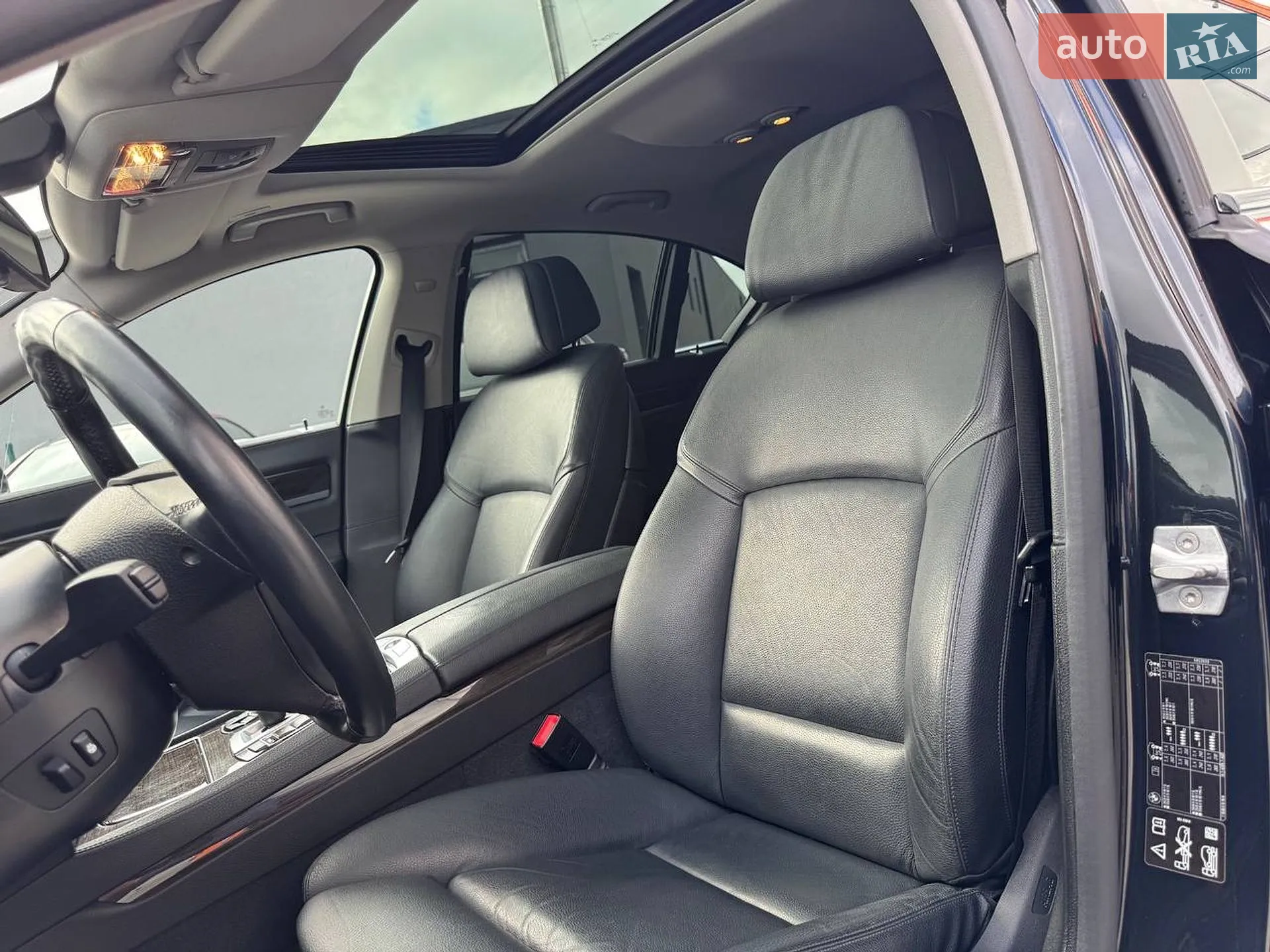 2015 BMW 7er - мініатюра 23