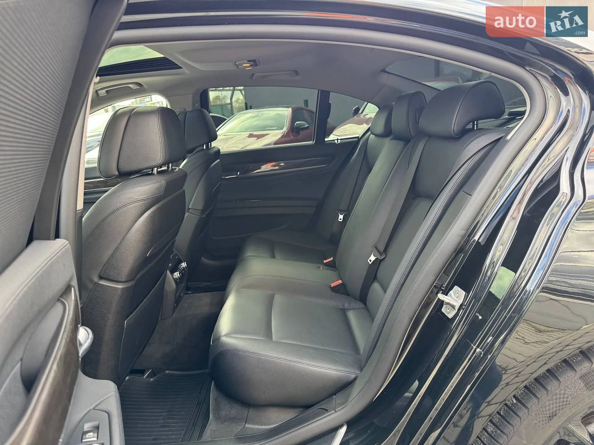 2015 BMW 7er - мініатюра 29