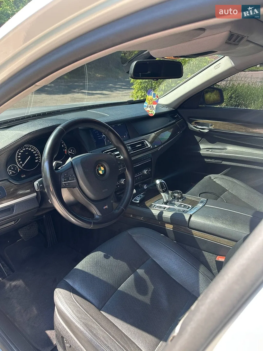 2010 BMW 7er - мініатюра 7