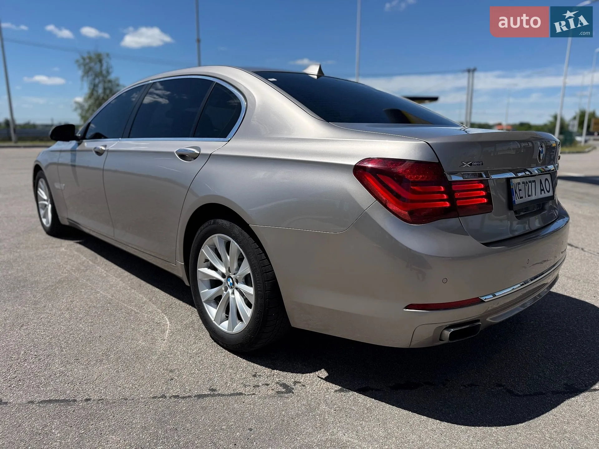 2015 BMW 7er - мініатюра 10